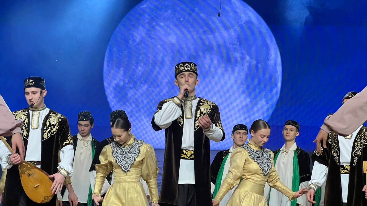 Халыкара хатын-кызлар көне уңаеннан район мәдәният йортында узган бәйрәм чарасыннан фоторепортаж