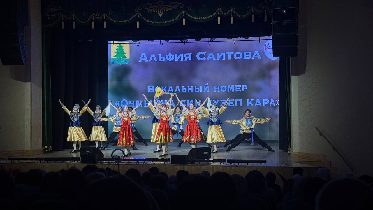 Халыкара хатын-кызлар көне уңаеннан район мәдәният йортында узган бәйрәм чарасыннан фоторепортаж