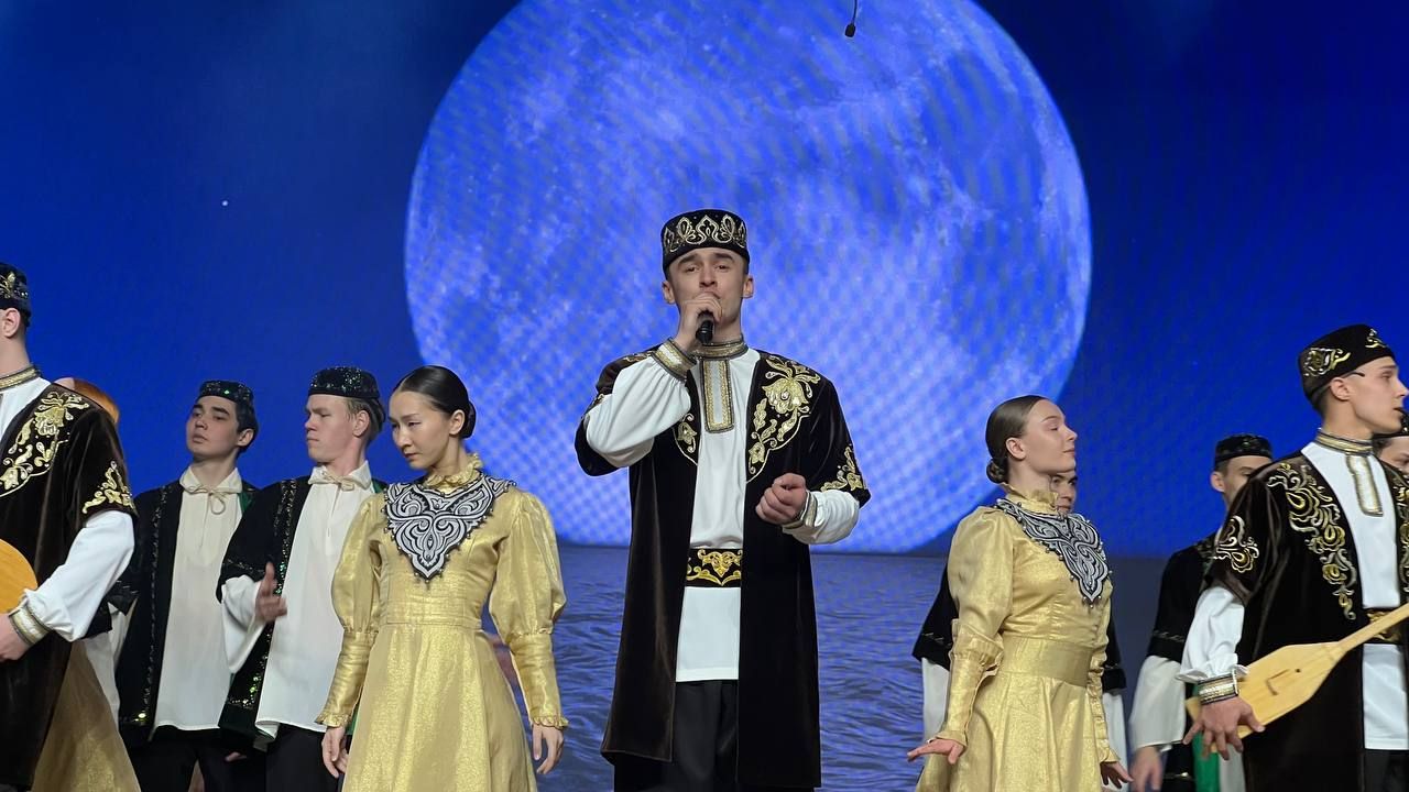 Халыкара хатын-кызлар көне уңаеннан район мәдәният йортында узган бәйрәм чарасыннан фоторепортаж