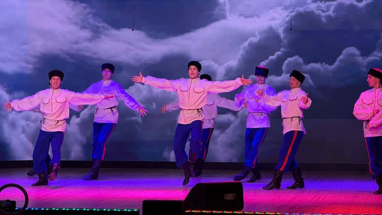 Халыкара хатын-кызлар көне уңаеннан район мәдәният йортында узган бәйрәм чарасыннан фоторепортаж