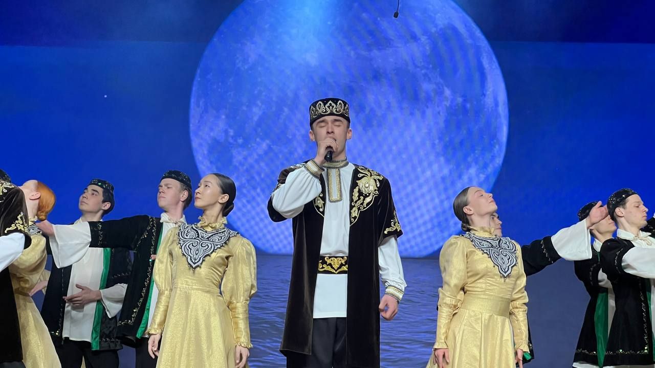 Халыкара хатын-кызлар көне уңаеннан район мәдәният йортында узган бәйрәм чарасыннан фоторепортаж