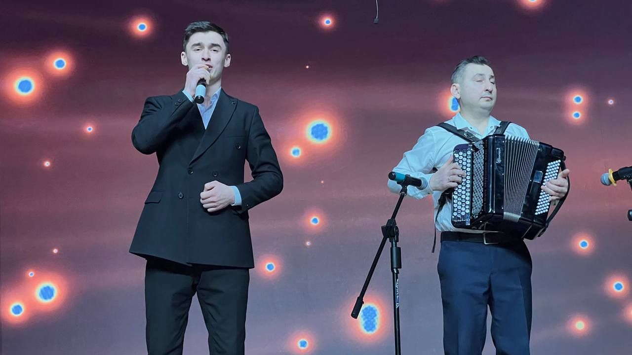 Халыкара хатын-кызлар көне уңаеннан район мәдәният йортында узган бәйрәм чарасыннан фоторепортаж