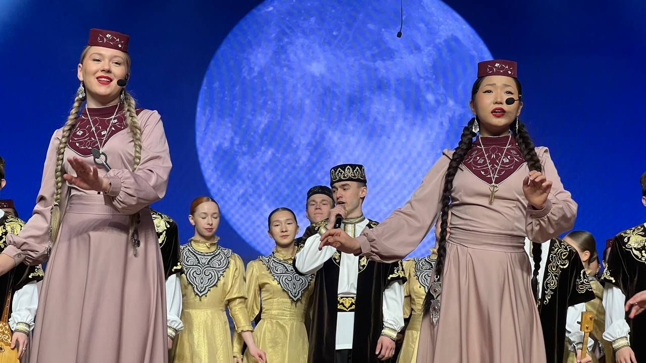 Халыкара хатын-кызлар көне уңаеннан район мәдәният йортында узган бәйрәм чарасыннан фоторепортаж