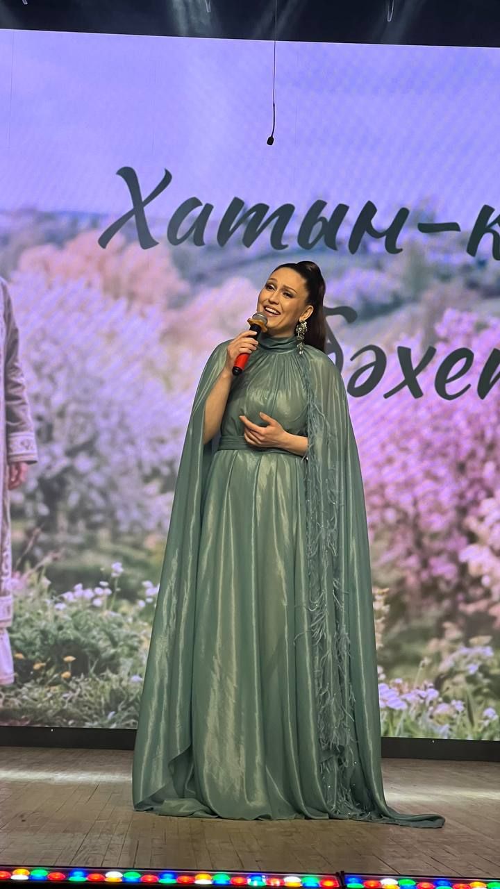 Халыкара хатын-кызлар көне уңаеннан район мәдәният йортында узган бәйрәм чарасыннан фоторепортаж