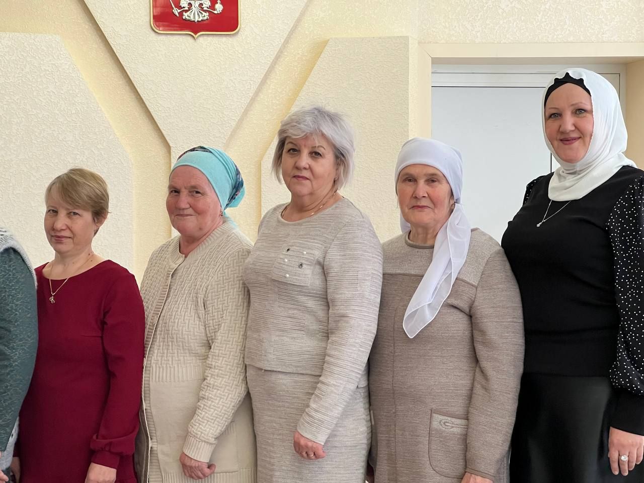 Халыкара хатын-кызлар көне уңаеннан район мәдәният йортында узган бәйрәм чарасыннан фоторепортаж