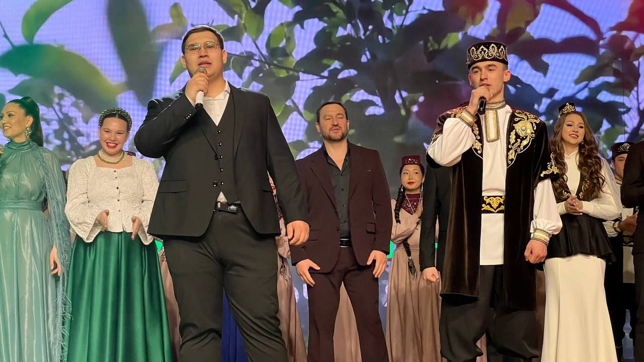 Халыкара хатын-кызлар көне уңаеннан район мәдәният йортында узган бәйрәм чарасыннан фоторепортаж