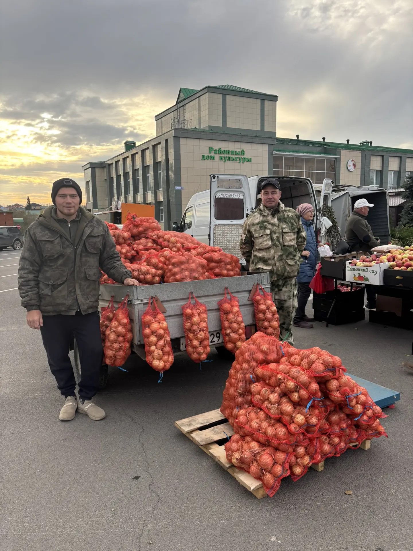 Сабада Халыкара өлкәннәр көне уңаеннан Көзге ярминкә оештырылды