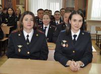 Полициядә район башлыгы бүлек хезмәткәрләрен  һөнәри бәйрәмнәре белән котлады