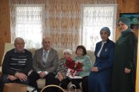 Байлар Сабасында яшәүче  Мәнзума Әлмөхәммәт кызы Хуҗинага 101 яшь тулды