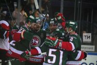 🔝 🏒 «Ак Барс» хоккей командасы  «Трактор» ны 5 нче матчта җиңде һәм плей-оффның икенче раундына чыкты