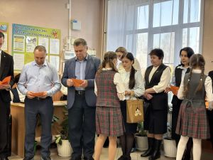 Район укытучылары түгәрәкләрдә проект эшчәнлегенең заманча форматлары турында сөйләштеләр