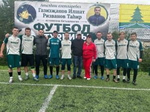 Батырлык һәм спорт бердәмлеге: Явлаштауда  мини-футбол турниры узды