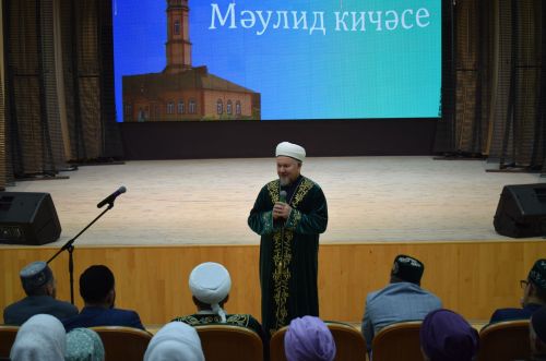 Шәмәрдән мәдәният йортында узган Мәүлид бәйрәмендә галәмнең иң бөек кешесен зурладылар