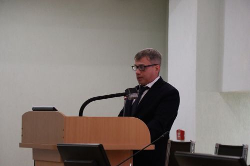 Район Советының чираттагы утырышында социаль  үсеш фаразлары билгеләнде