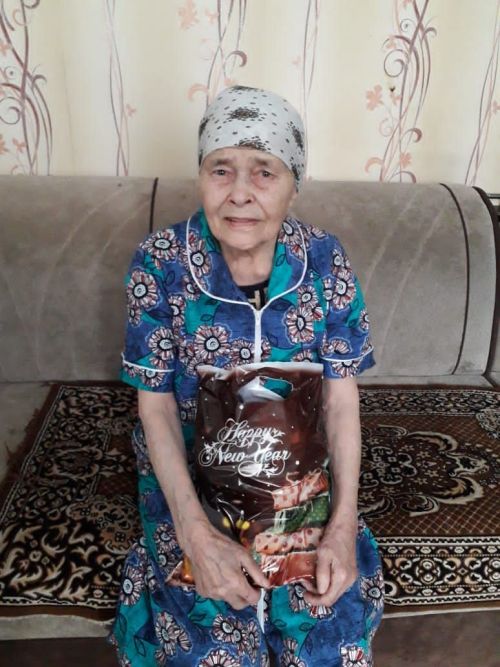 Өлкәннәр дә Яңа елга бүләксез калмады