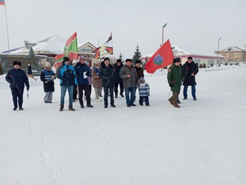 Февраль аенда район үзәгендәге Мәңгелек  утка икенче тапкыр чәчәкләр  куелды