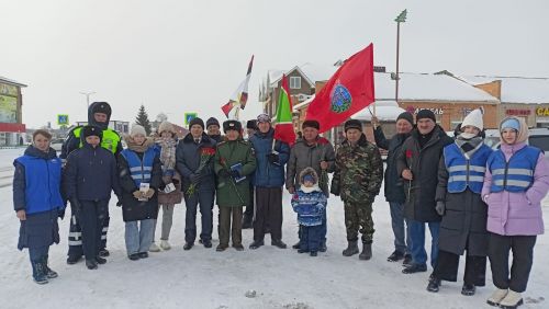 Февраль аенда район үзәгендәге Мәңгелек  утка икенче тапкыр чәчәкләр  куелды