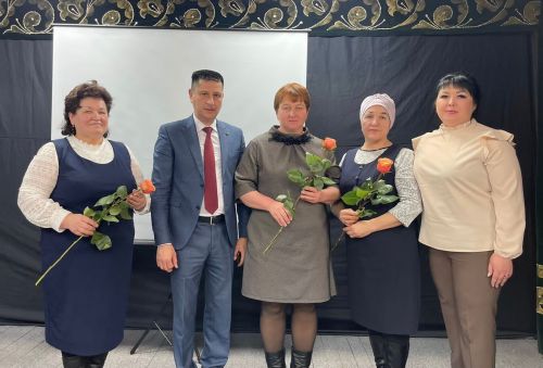 Мәдәният хезмәткәрләре семинарында солдат аналары  да хөрмәтләнде