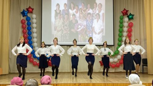 Саба гимназиясенә өлкән укытучыларны чакырып хөрмәтләделәр