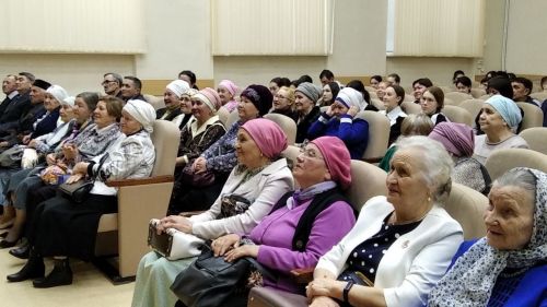 Саба гимназиясенә өлкән укытучыларны чакырып хөрмәтләделәр