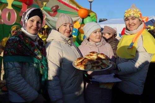 Нәүрүзбикә җәяүләп  Шәмәрдәнгә дә  килеп җитте
