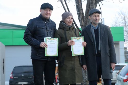 Нәүрүзбикә җәяүләп  Шәмәрдәнгә дә  килеп җитте