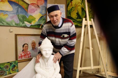 Башкортостан рәссамы Миңгәрдә иҗат итә