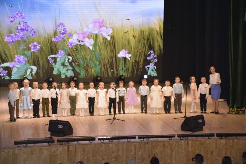 “Без “Бәләкәч” иленнән”: нәни артистлардан бәйрәм концерты [+фото]