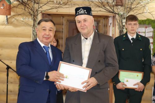 Саба  урманчылары беренчелекне бирмиләр, һәрвакыт  алдынгылар