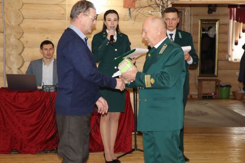Саба  урманчылары беренчелекне бирмиләр, һәрвакыт  алдынгылар