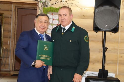 Саба  урманчылары беренчелекне бирмиләр, һәрвакыт  алдынгылар