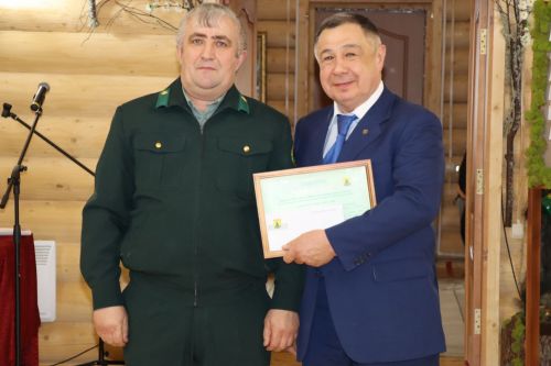 Саба  урманчылары беренчелекне бирмиләр, һәрвакыт  алдынгылар