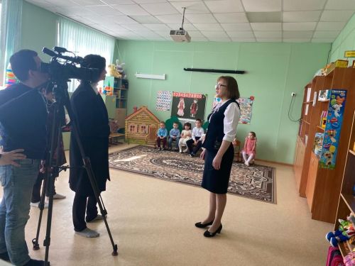 Явлаштау авылында «ТНВ» каналының «Халкым минем» тапшыруын төшерделәр