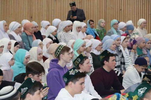 Сабада 300дән артык мәктәп укучысы өчен районкүләм ифтар оештырылды