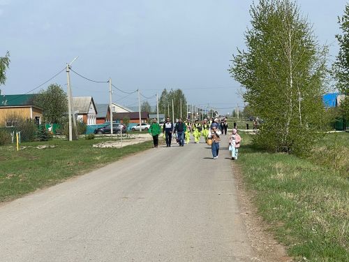 «Безгә бирсәң бер күкәй, тавыгың салыр йөз күкәй!»