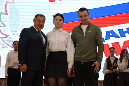 ТР Рәисе ярдәмчесе Тимур Сөләйманов Саба яшьләре белән аралашты [+фоторепортаж]