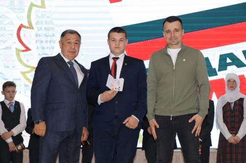 ТР Рәисе ярдәмчесе Тимур Сөләйманов Саба яшьләре белән аралашты [+фоторепортаж]