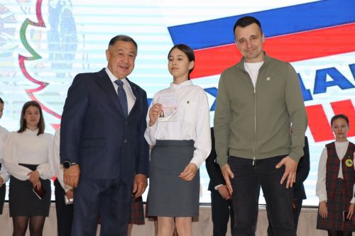 ТР Рәисе ярдәмчесе Тимур Сөләйманов Саба яшьләре белән аралашты [+фоторепортаж]