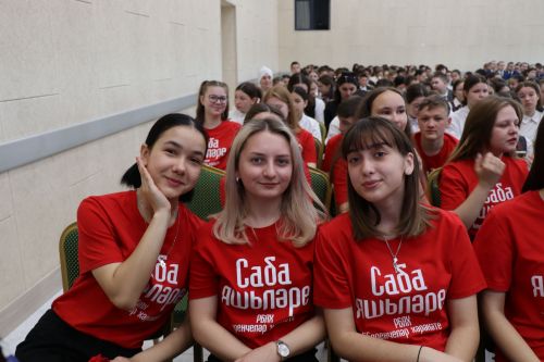 ТР Рәисе ярдәмчесе Тимур Сөләйманов Саба яшьләре белән аралашты [+фоторепортаж]
