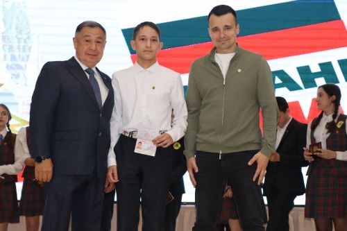 ТР Рәисе ярдәмчесе Тимур Сөләйманов Саба яшьләре белән аралашты [+фоторепортаж]