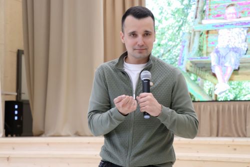 ТР Рәисе ярдәмчесе Тимур Сөләйманов Саба яшьләре белән аралашты [+фоторепортаж]