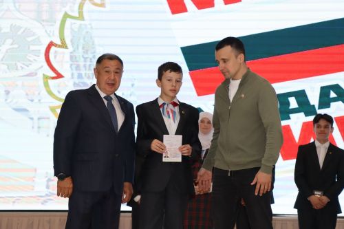 ТР Рәисе ярдәмчесе Тимур Сөләйманов Саба яшьләре белән аралашты [+фоторепортаж]