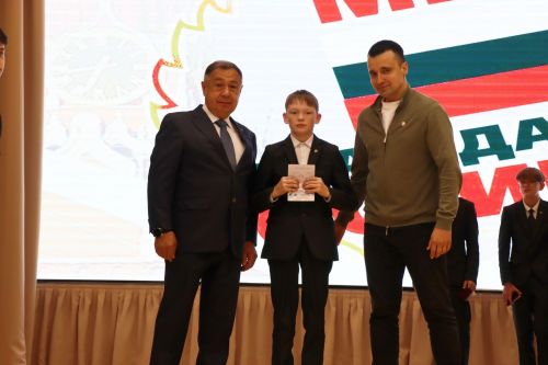 ТР Рәисе ярдәмчесе Тимур Сөләйманов Саба яшьләре белән аралашты [+фоторепортаж]