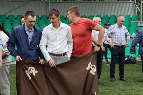 Район эшмәкәрләре үзләренең һөнәри бәйрәмнәрен билгеләп үтте