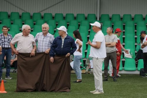 Район эшмәкәрләре үзләренең һөнәри бәйрәмнәрен билгеләп үтте