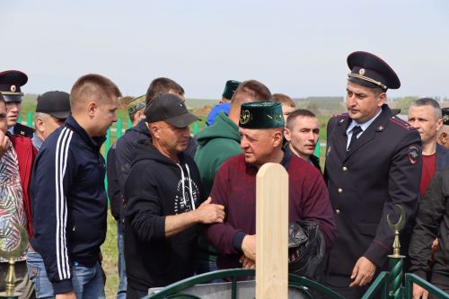 Саба районы батыр улын соңгы юлга озатты [+фоторепортаж]
