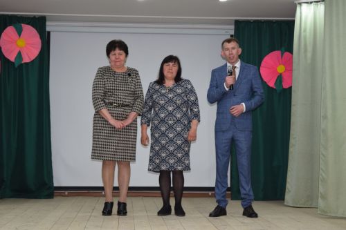 «Җирдә үзеңнән соң якты эз калдырасың килсә – укытучы бул»