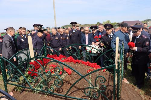 Саба районы батыр улын соңгы юлга озатты [+фоторепортаж]