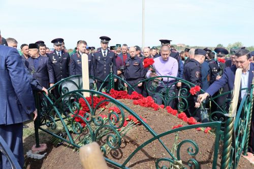 Саба районы батыр улын соңгы юлга озатты [+фоторепортаж]