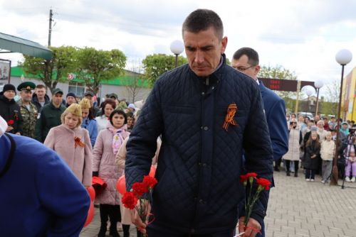 Җиңү парадында  шәмәрдәнлеләргә 150 грамм блокада икмәге өләштеләр